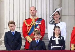 Trooping the Colour 2025. U boku Williama zabraknie Kate, a król Karol III nie dopełni tradycji