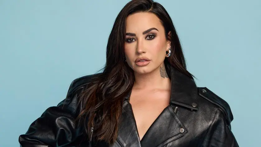 Demi Lovato wyszła za mąż. Do sieci trafiły zdjęcia. Wow! Suknia robi ...