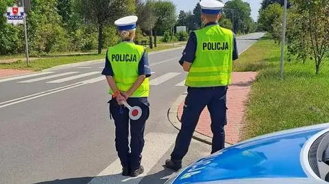 Kontrola policji na polskich drogach - zdjęcie ilustracyjne