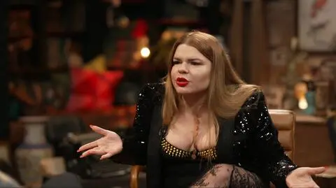 "The Traitors. Zdrajcy". Kasia "Żabka" wyznała, że kasztan nie był jedynym znakiem. "Ząb Tomka do mnie mówił" 