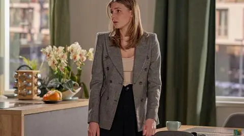 "Na Wspólnej" odc. 3982. Walka o zdrowie małej Hani i utrata pracy przez psychopatę?!