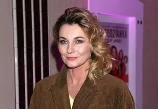 Ilona Wrońska odsłoniła brzuch na sesji zdjęciowej. "Czy wypada? W wieku 48 lat?"