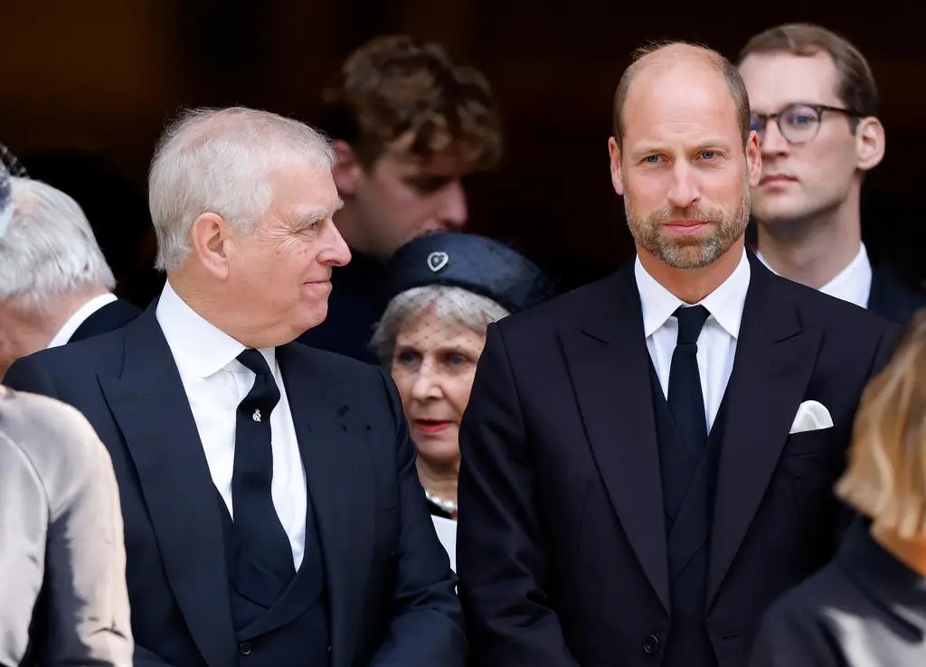 Książę Andrzej i książę William na pogrzebie księżnej Kentu