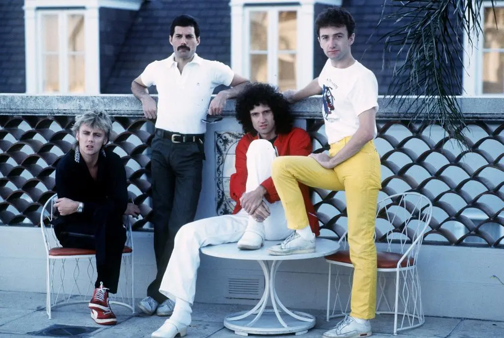 Queen w składzie: John Deacon, Brian May, Roger Taylor i Freddy Mercury