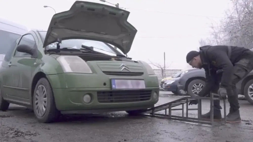 Wyciek oleju w Citroenie