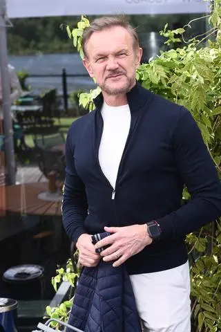 Cezary Pazura szczerze o przemijaniu. "Boję się tylko o dzieci, chorób oraz Pana Boga"