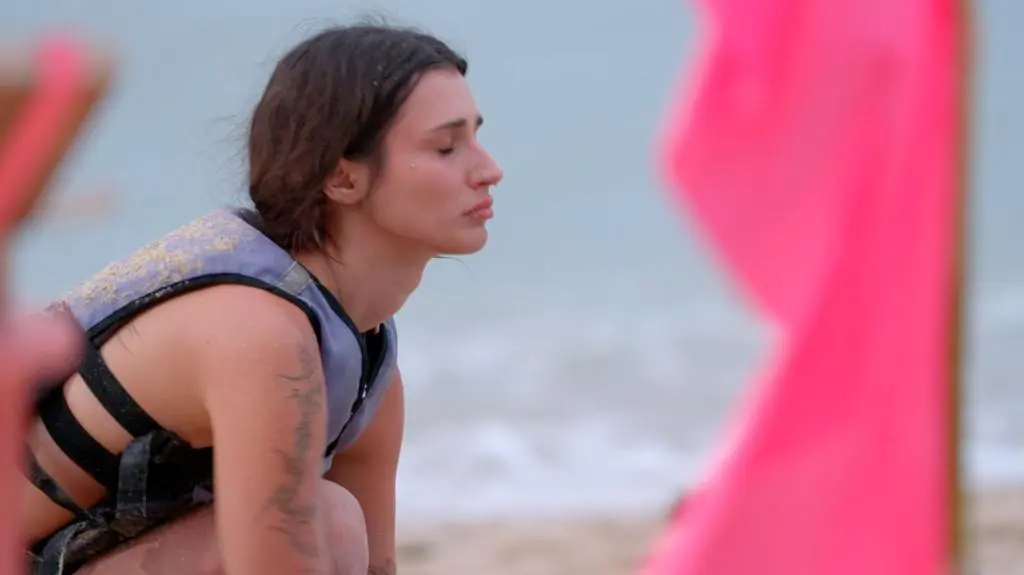 TVN7_PRORES_HOTEL_PARADISE_S10_ODC_29_POP1