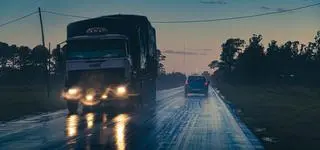 Zmiany w przepisach drogowych. Ciężarówki będą mogły wyprzedzać nocą?