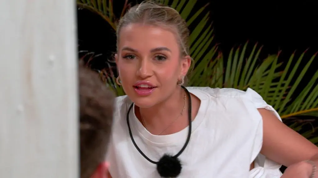 TVN7_PRORES_HOTEL_PARADISE_S09_ODC_17_POP1