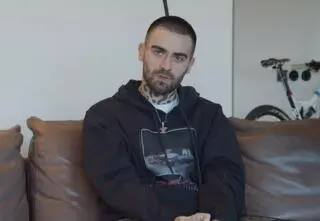 Quebonafide poruszająco o śmierci ojca. "Był moment w którym nie mogliśmy się dogadać"