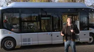 Elektryczny autobus, który wygląda jak dziecięcy rysunek