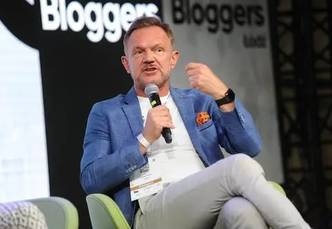 Cezary Pazura dokładnie zaplanował swój pogrzeb. Chce mieć nagrobek, jakiego show-biznes jeszcze nie widział
