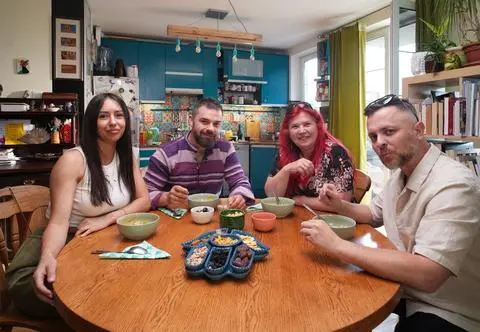 "Ugotowani". Ważne wyznania, szokujące atrakcje, katastrofalne danie i dwa remisy w 1. odcinku nowego sezonu