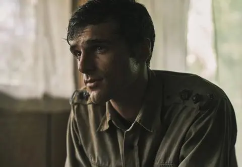 Jacob Elordi w serialu "Ścieżki na daleką północ" już od 1 maja w serwisie Max!