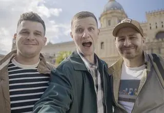 Niespodzianka dla widzów TTV. Nowe show poprowadzi trio z "Gogglebox. Przed telewizorem". Kiedy oglądać?