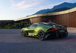 Bugatti Brouillard – „mgła” warta 100 mln zł otwiera Programme Solitaire 