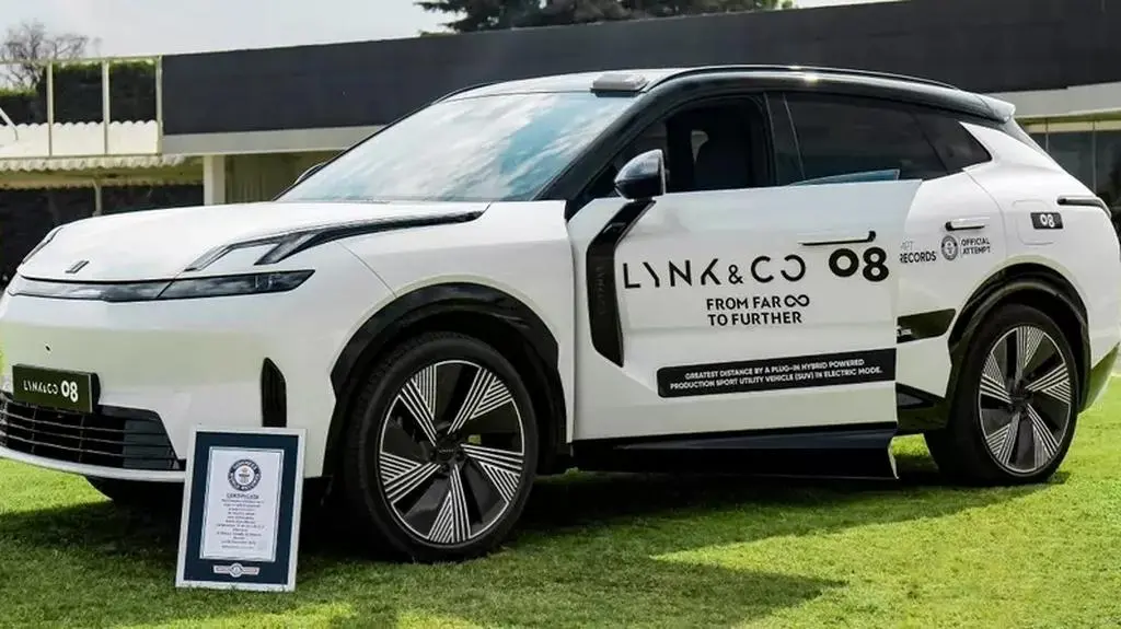 Lynk&Co 08
