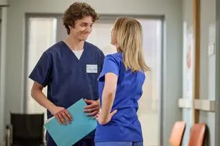 "Na Wspólnej" odc. 4098, Dex