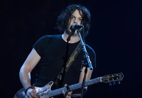Jack White otrzymał pierwszy w życiu telefon. "Moje dni były policzone"