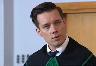 "Na Wspólnej" PRZED EMISJĄ odcinka 3883 w TV: Czy Darek broni mordercy?!