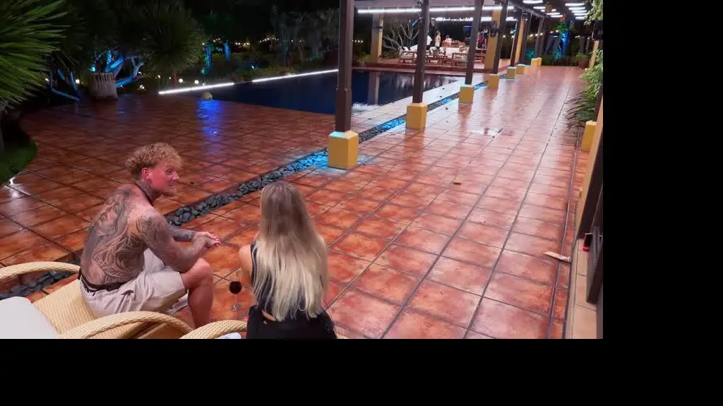 TVN7_PRORES_HOTEL_PARADISE_S11_ODC_29_MILAN_NATALIA