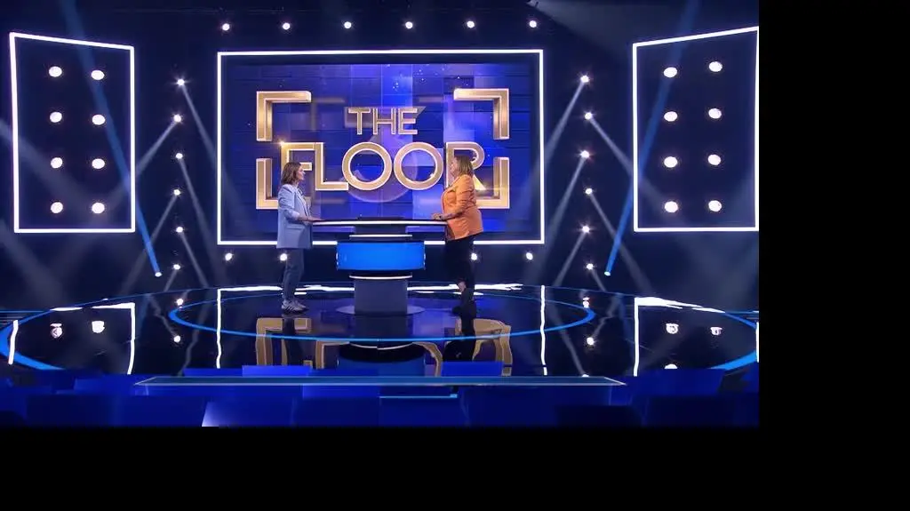 "The Floor" [PRZED EMISJĄ W TV]: Uczestniczka nie rozpoznała kultowej polskiej aktorki! Czy Ty ją rozpoznasz? 