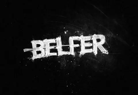 Jak zaczyna się "Belfer"? Zobaczcie czołówkę serialu!