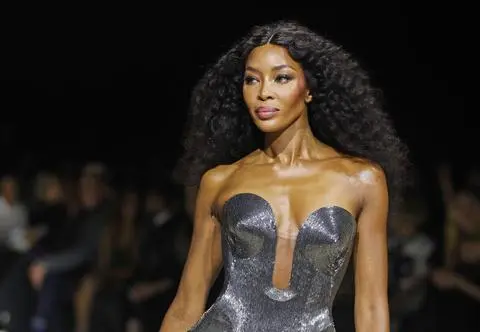 Naomi Campbell nie ma wstępu na Met Galę? Ostra reakcja organizatorki. "Anna nie zapomina ani nie wybacza"