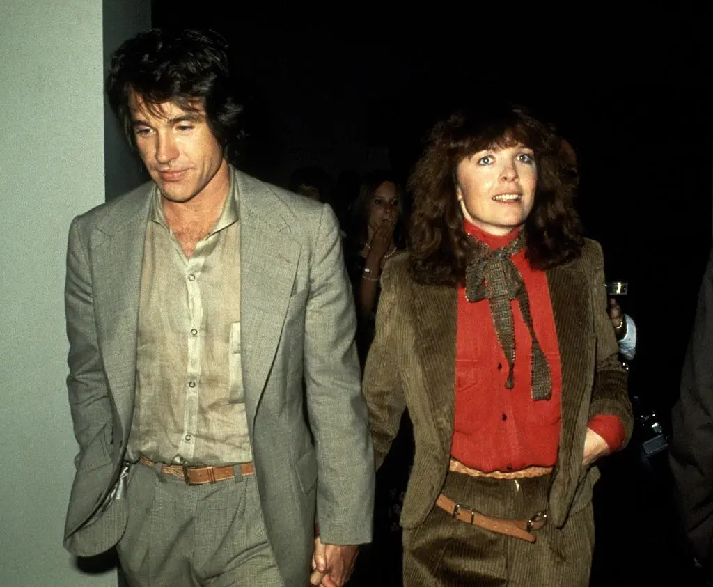Diane Keaton i Warren Bettany