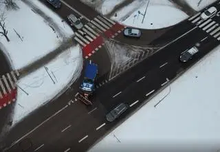 Jak wygląda praca kierowcy pługosolarki?