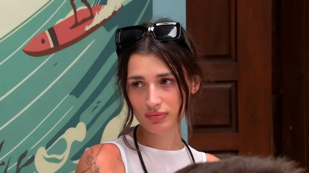 TVN7_PRORES_HOTEL_PARADISE_S10_ODC_23