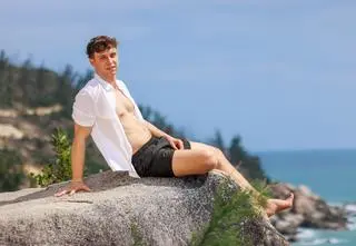 Nowy uczestnik w "Hotel Paradise 8" namiesza? Kim jest Kuba? 