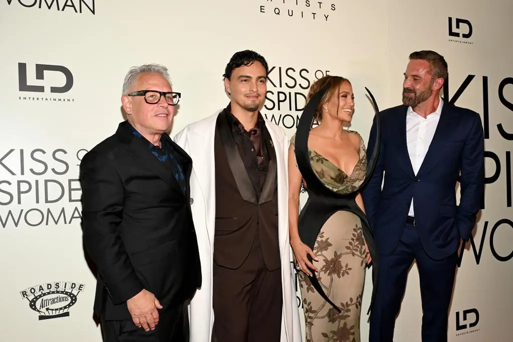 Bill Condon, Tonatiuh, Jennifer Lopez i Ben Affleck