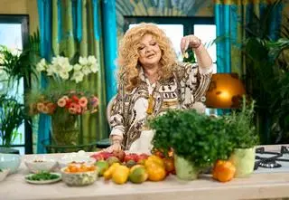 Sałatka lunchowa — przepis Magdy Gessler z programu "Magda gotuje Internet"