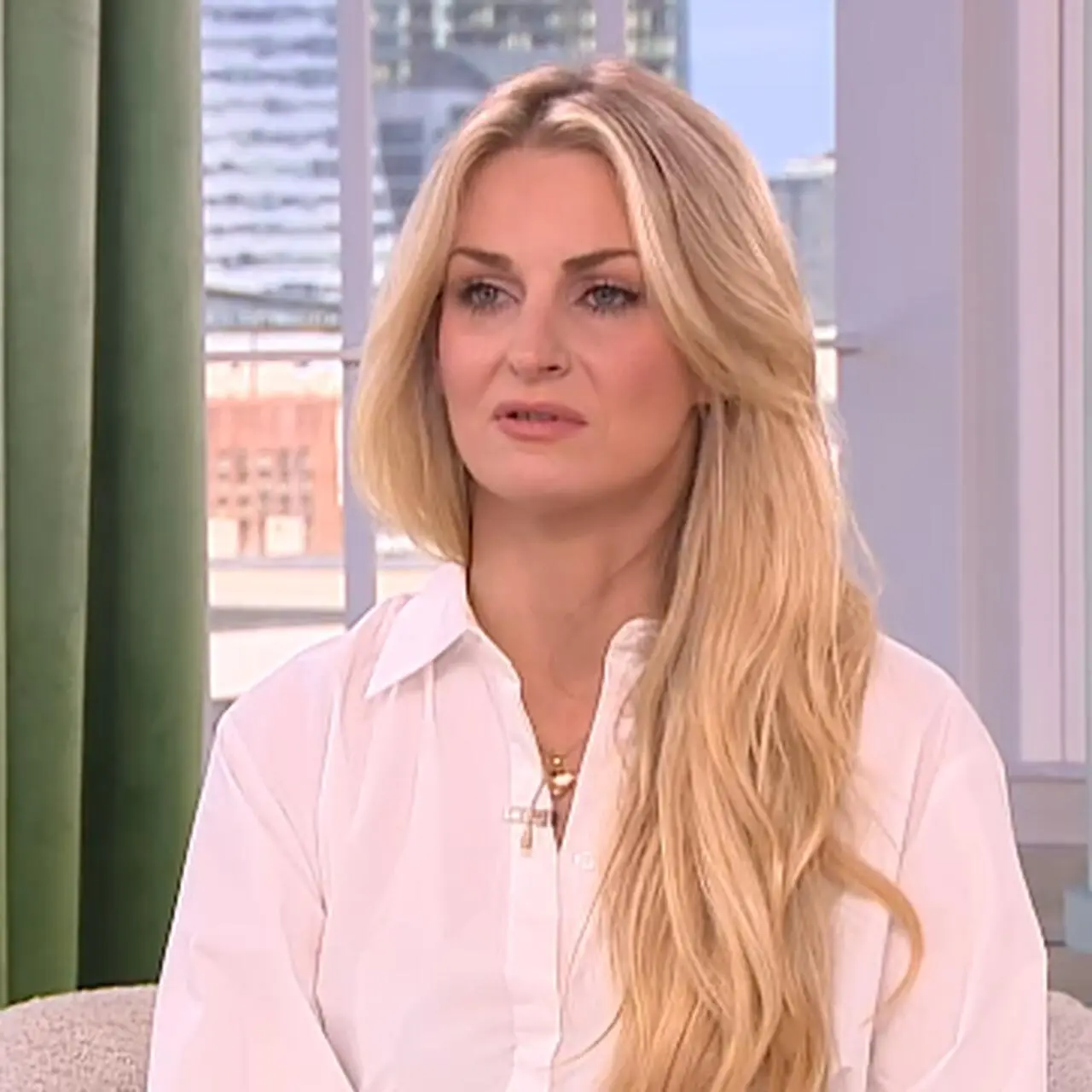 Adrian Szymaniak ze "Ślubu od pierwszego wejrzenia" potrzebuje środków na leczenie. Anita walczy o powrót męża do zdrowia - TVN
