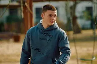 "Na Wspólnej", odc. 4212. Junior obwinia się za rozpad rodziny
