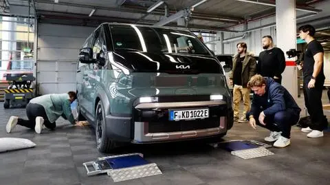 KIA PV5