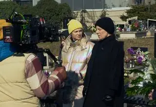 Byliśmy na pogrzebie Serafina. Zobacz kulisy serialu "Skazana"