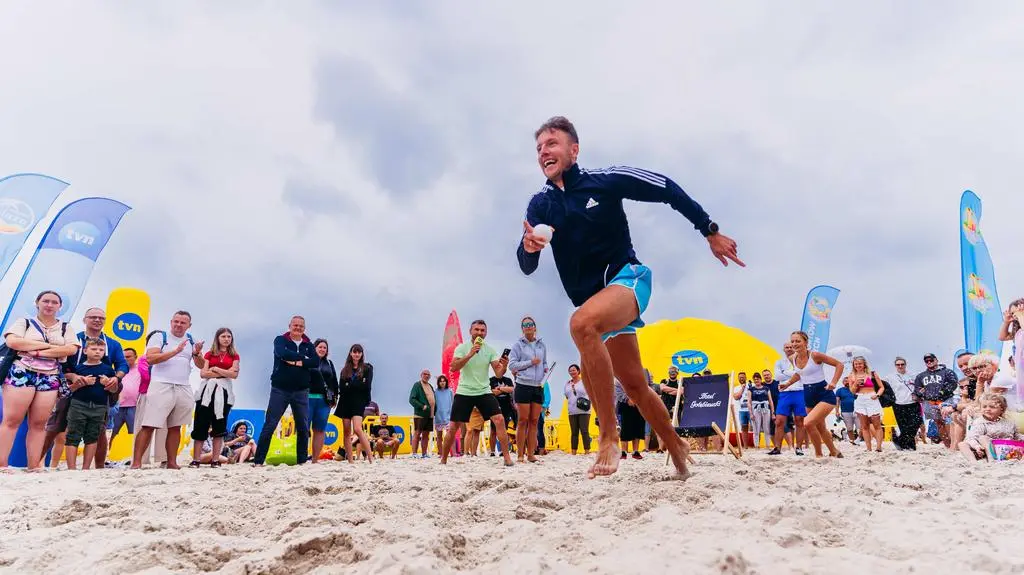 Projekt Plaża TVN 2024 w Dźwirzynie
