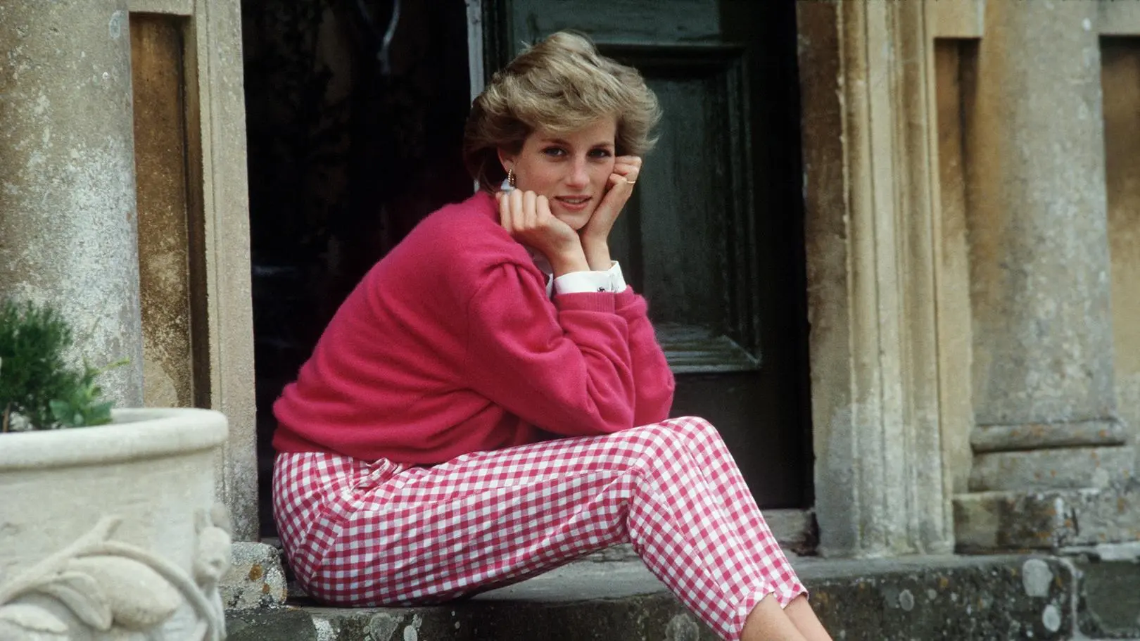 Księżna Diana nocą wymykała się z pałacu Kensington. Były współpracownik ujawnił powód