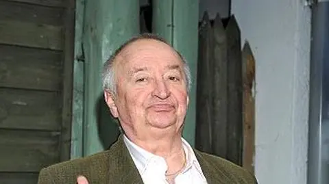 Bogdan Łazuka