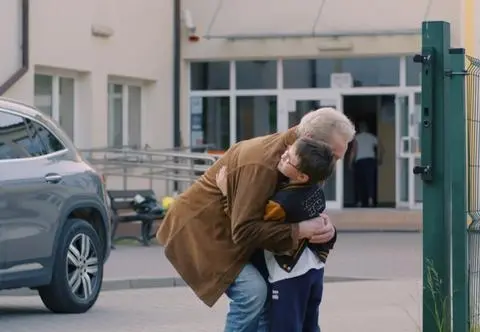 "Na Wspólnej" odc. 4073. Rozpacz Szulców. Juliusz uprowadził ich dziecko! [PRZED EMISJĄ w TV]