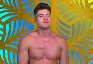 Bartek z "HP" zaskoczył fotografią z uczestniczką programu. "Stara miłość nie rdzewieje"