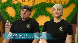 "Mieliśmy w życiu ciężko". Larysa z mężem i córką prowadzą restaurację, która tonie w długach. "Kuchenne rewolucje" zawitały do Krakowa [PRZED EMISJĄ W TV]