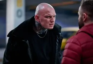 "Na Wspólnej" odc. 3986. Jakub zostanie zabity przez ludzi Kisiela?! [PRZED EMISJĄ w TV]