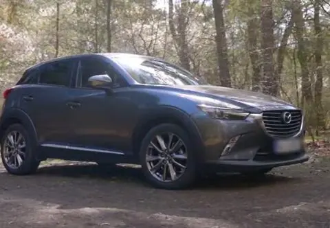 Wojny samochodowe – Mercedes Viano kontra Mazda CX-3