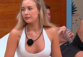 Staszek z "Hotelu Paradise 11" narzeka na chłód w relacji z Natalią. "Nie będę budował czegoś na siłę" [PRZED EMISJĄ W TV]