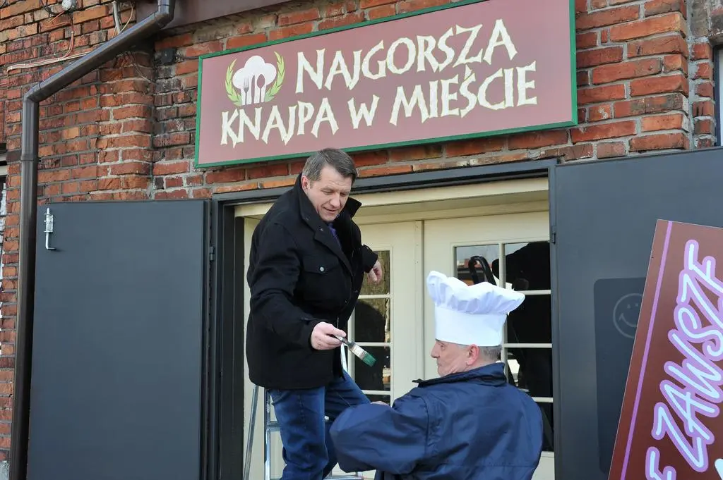 Stefan i Marek z "Na Wspólnej" w swojej knajpie