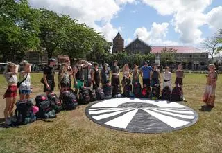 Walka o amulet, złota karta i cenna nagroda na koniec. Podsumowanie pierwszego odcinka "Azja Express"