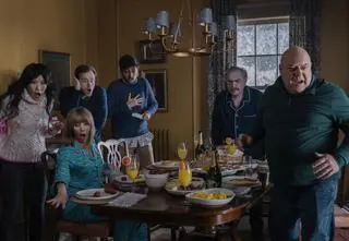 "Rodzice kontra duch" - o czym jest nowy film Max? Gdzie oglądać?